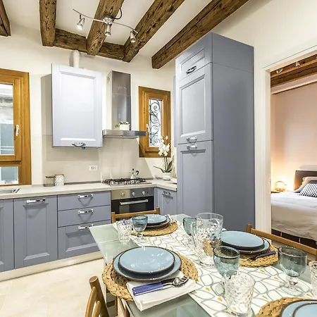 Ca Rezzonico R&r Apartmán *